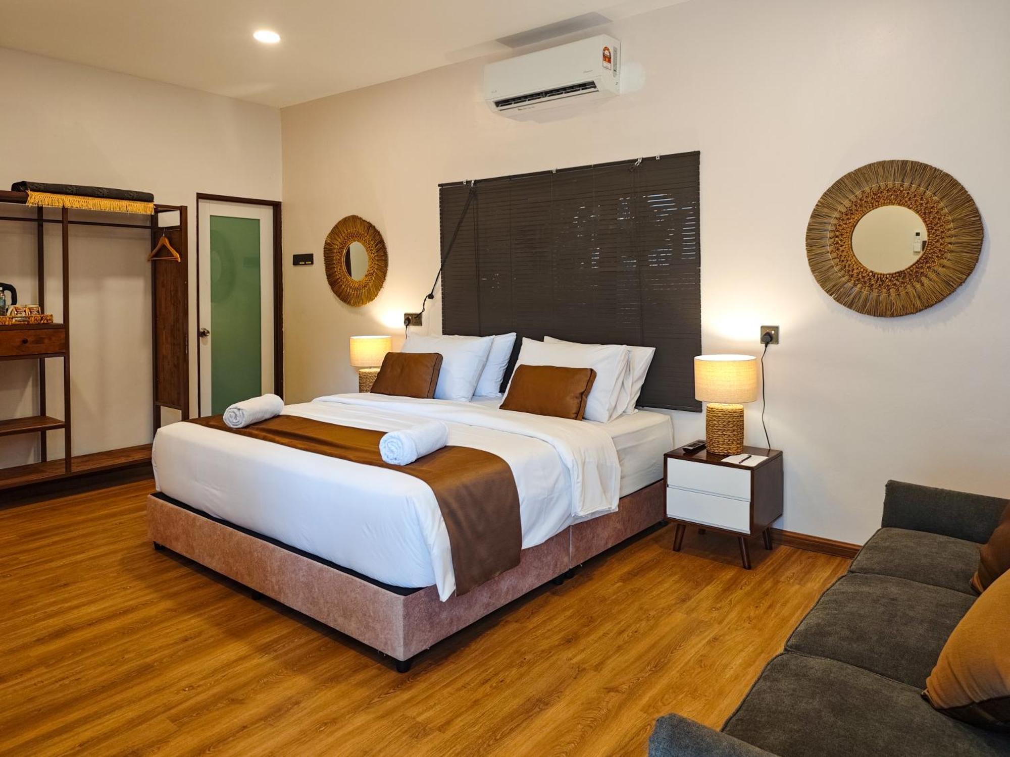 Mulyo Hotel Port Dickson Exteriör bild